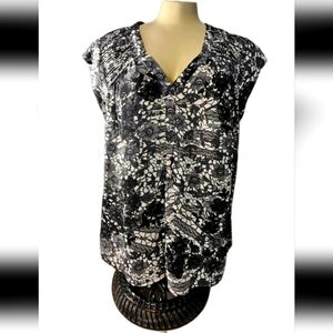 Black Rainn Gray White Lightweight V neck Capped Sleeve Top Blouse Womens L NWT